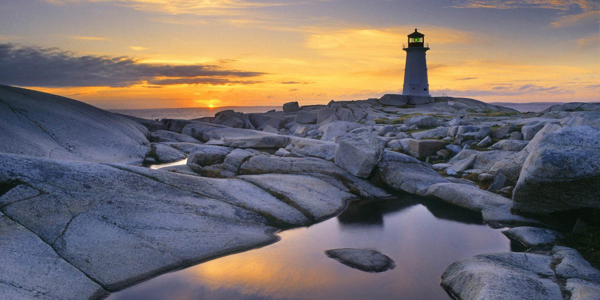 Canvas 50×100 lighthouse