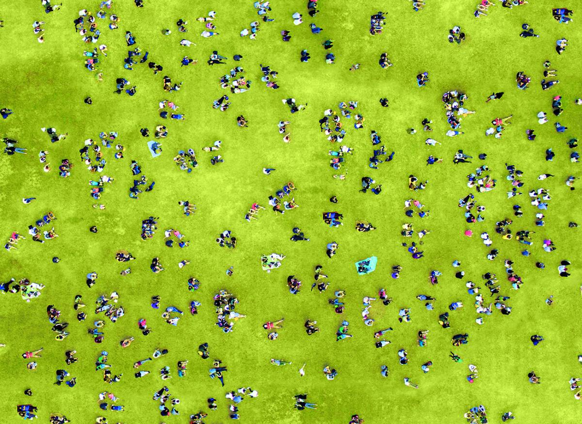 Canvas 0266 80×110 people